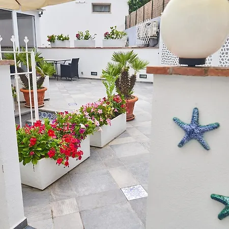 Casa Silvana 3* קאפרי