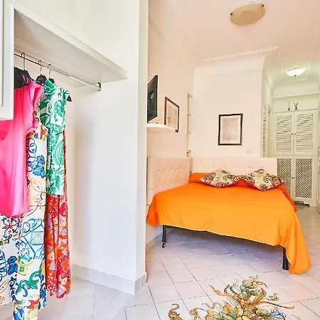 Casa Silvana ベッド・アンド・ブレックファスト 3*